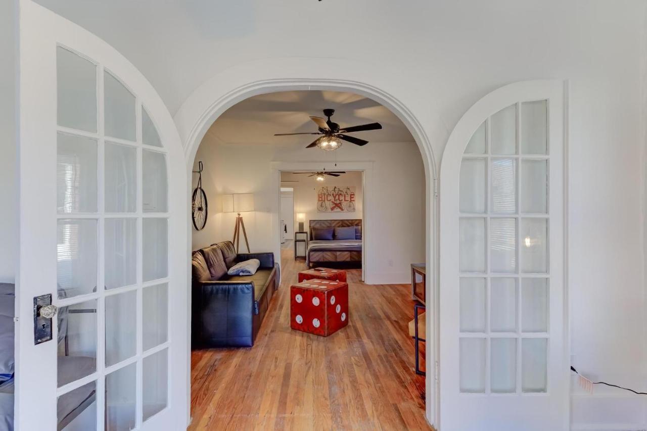 Charming Cooper-Young Flat In The Heart Of Memphis Luaran gambar