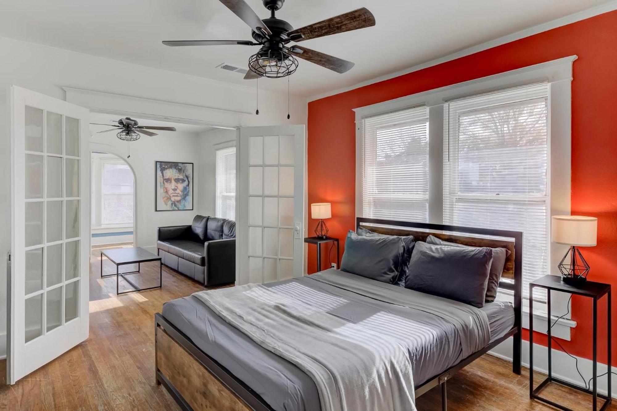 Charming Cooper-Young Flat In The Heart Of Memphis Luaran gambar
