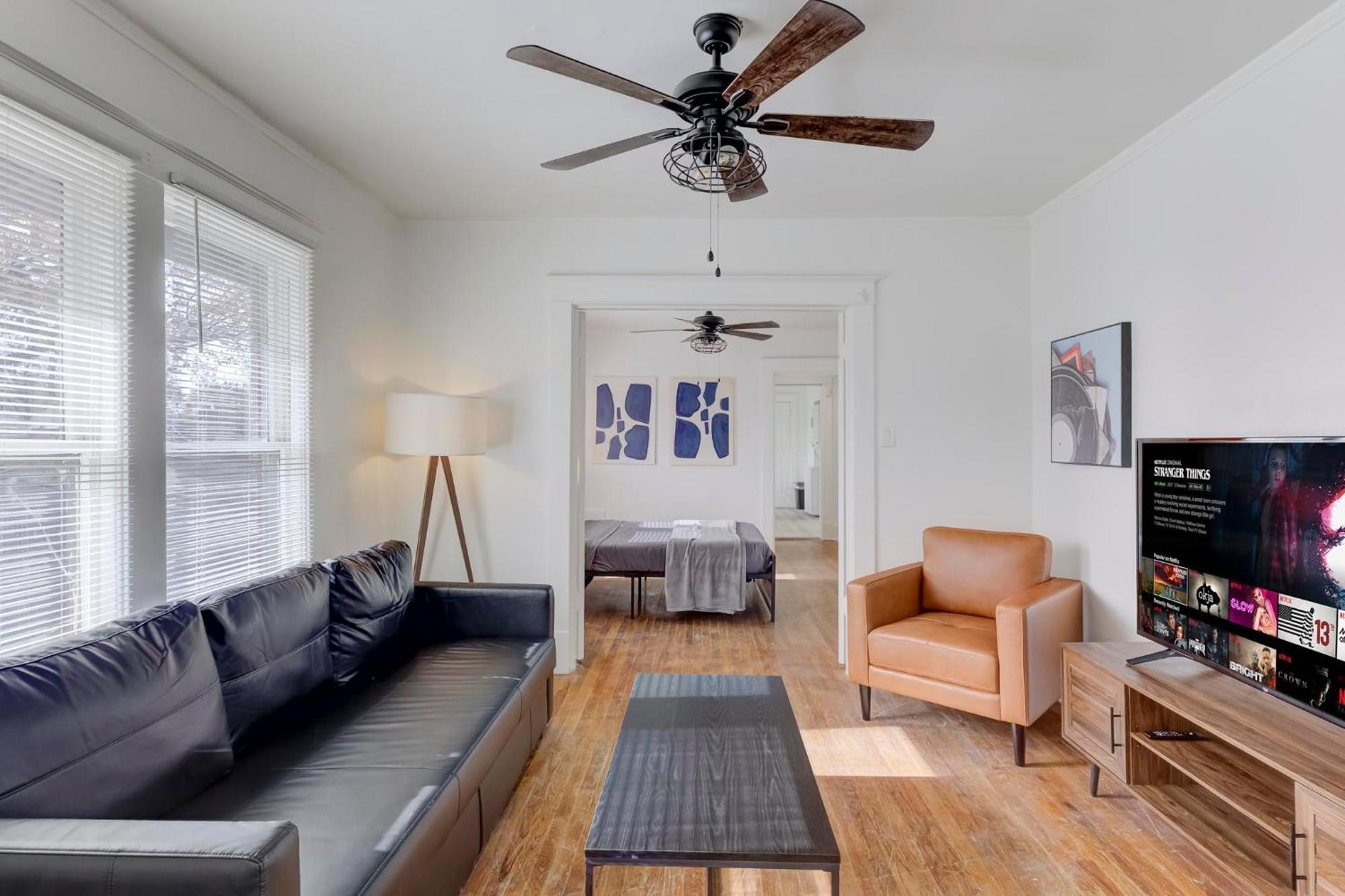 Charming Cooper-Young Flat In The Heart Of Memphis Luaran gambar